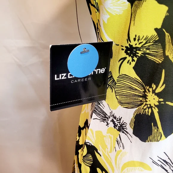 Liz Claiborne Floral Blouse - Picture 6 of 7